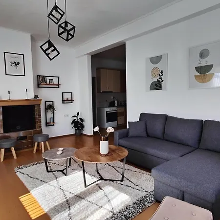 Antonia'S City Apartment Янина Экстерьер фото